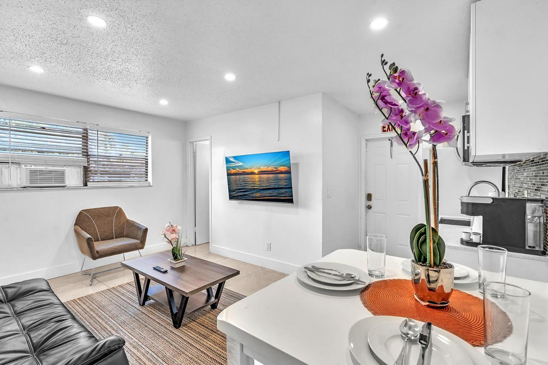 New Boutique 1 Bdrm Close To Beach & Casino #211 ハリウッド エクステリア 写真