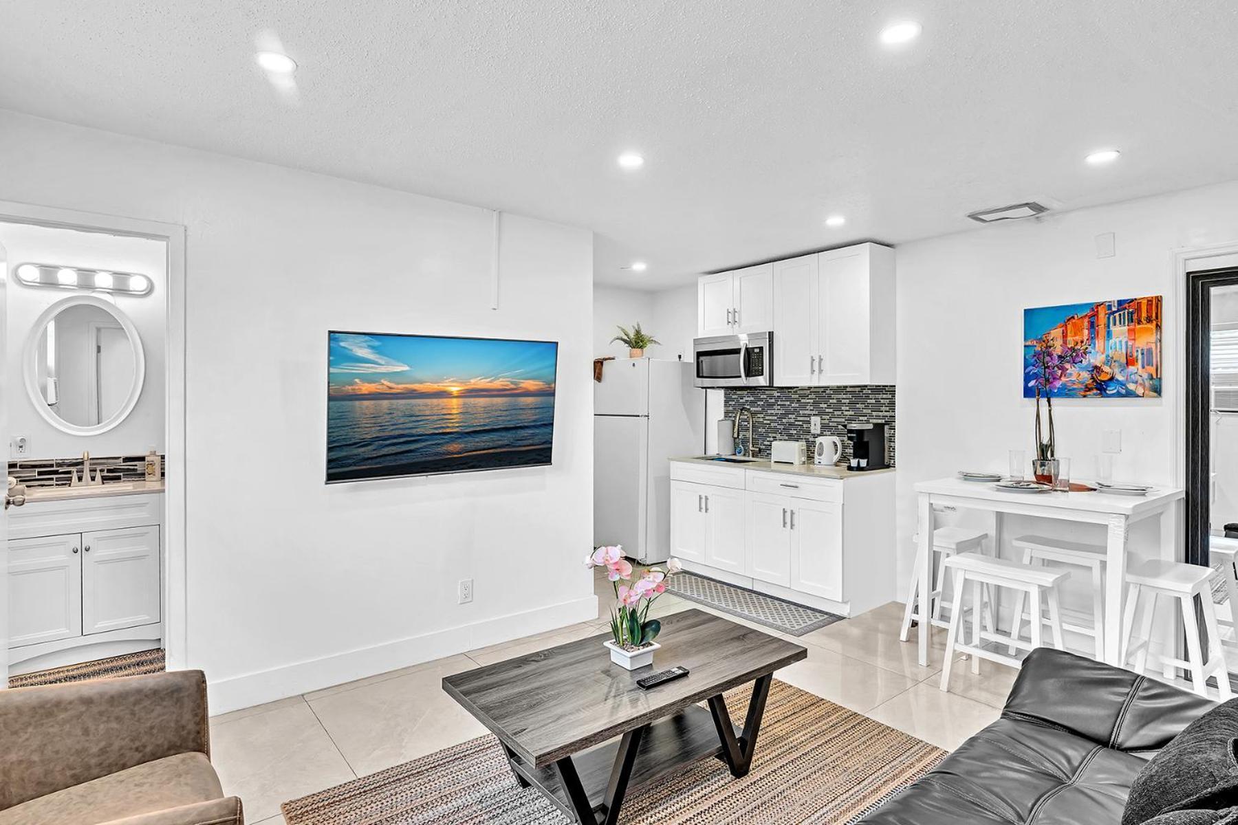 New Boutique 1 Bdrm Close To Beach & Casino #211 ハリウッド エクステリア 写真